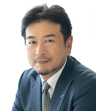 簑　威賴氏